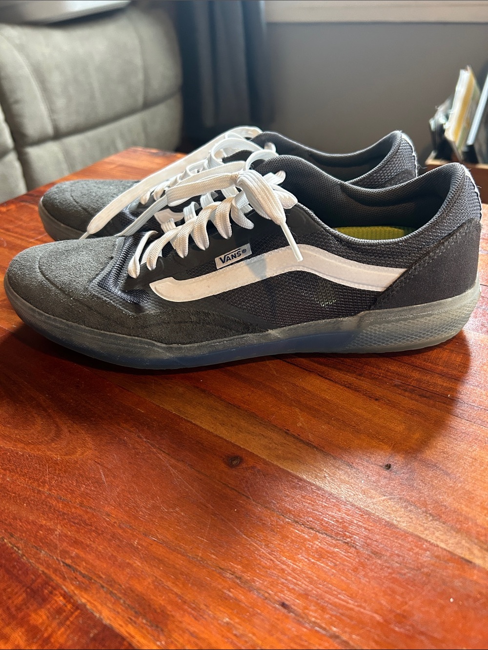 VANS grey AVE Skateboard Shoes Size 10